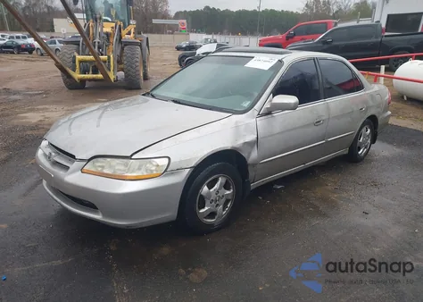 1998 Honda Accord Ex z USA, uszkodzony, nr VIN 1HGCG5651WA101268